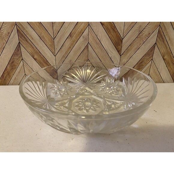 Vintage 7” Cut Glass Bowl [Item 489] - Picture 1 of 4